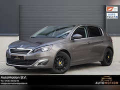 Peugeot 308 - 1.2 PureTech Allure Panoramadak Achteruitrijcamera Keyless