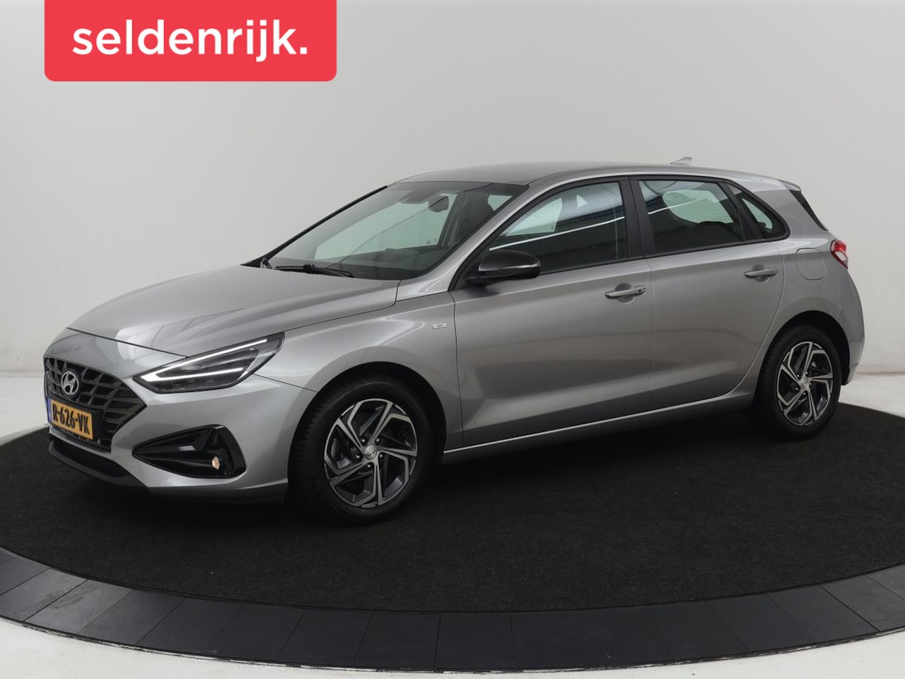 Hyundai i30 - 1.0 T-GDi MHEV Comfort | Carplay | Camera | Keyless | Navigatie | Climate control | Blueto - AutoWereld.nl