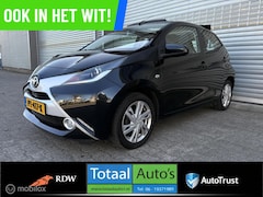 Toyota Aygo - 1.0 VVT-i x-wave*NAV*PCAM*LM*OPEN-DAK*NEDERLANDS