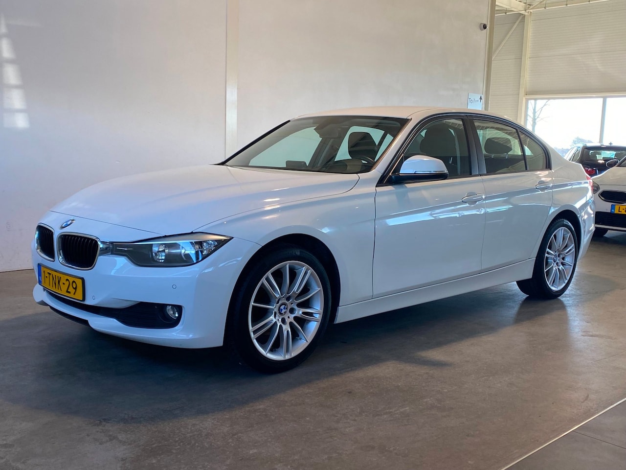BMW 3-serie - 316i 316i - AutoWereld.nl