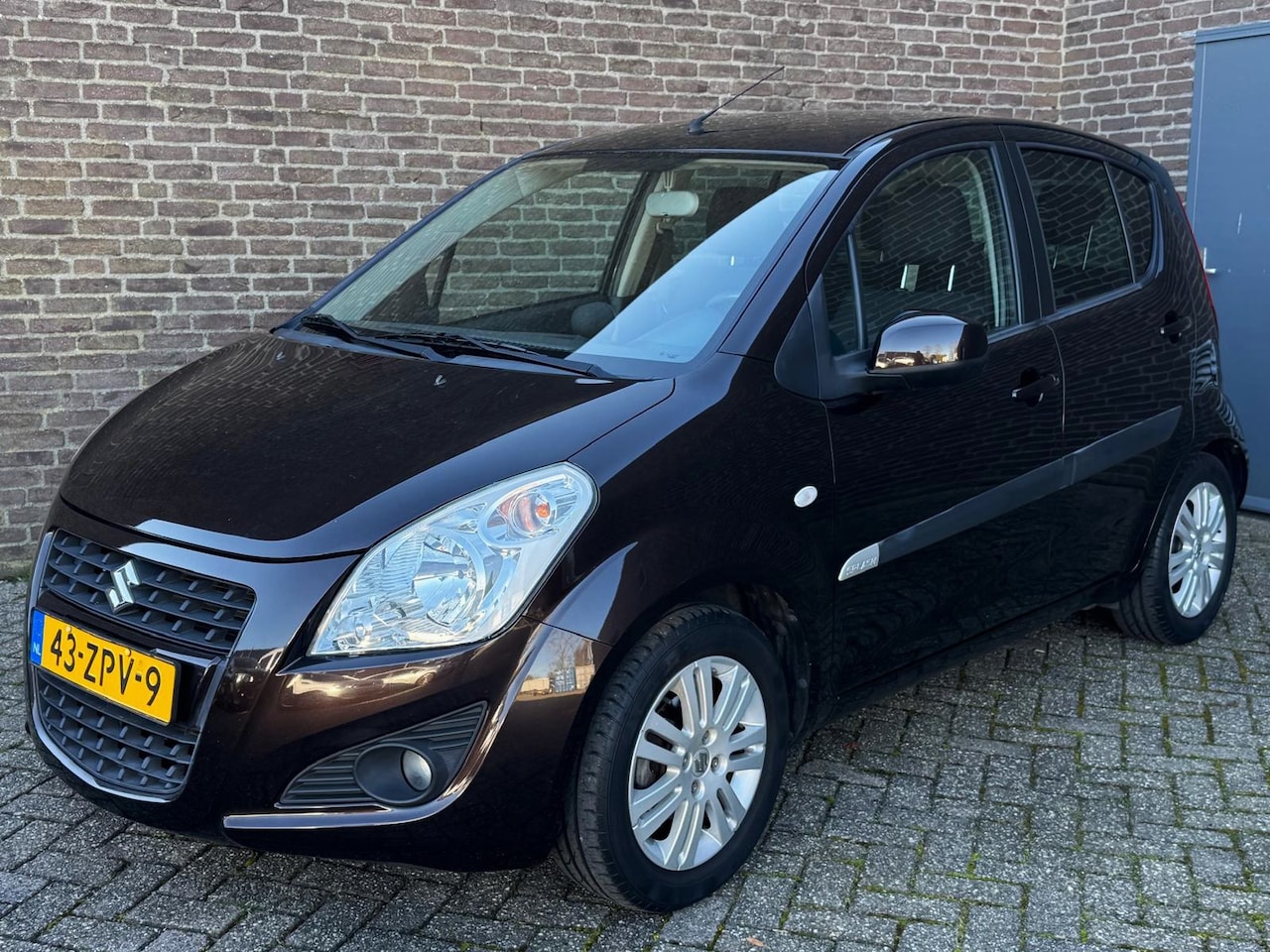 Suzuki Splash - 1.2 Exclisive Automaat Airco Parkeersensoren Trekhaak NL-Auto - AutoWereld.nl