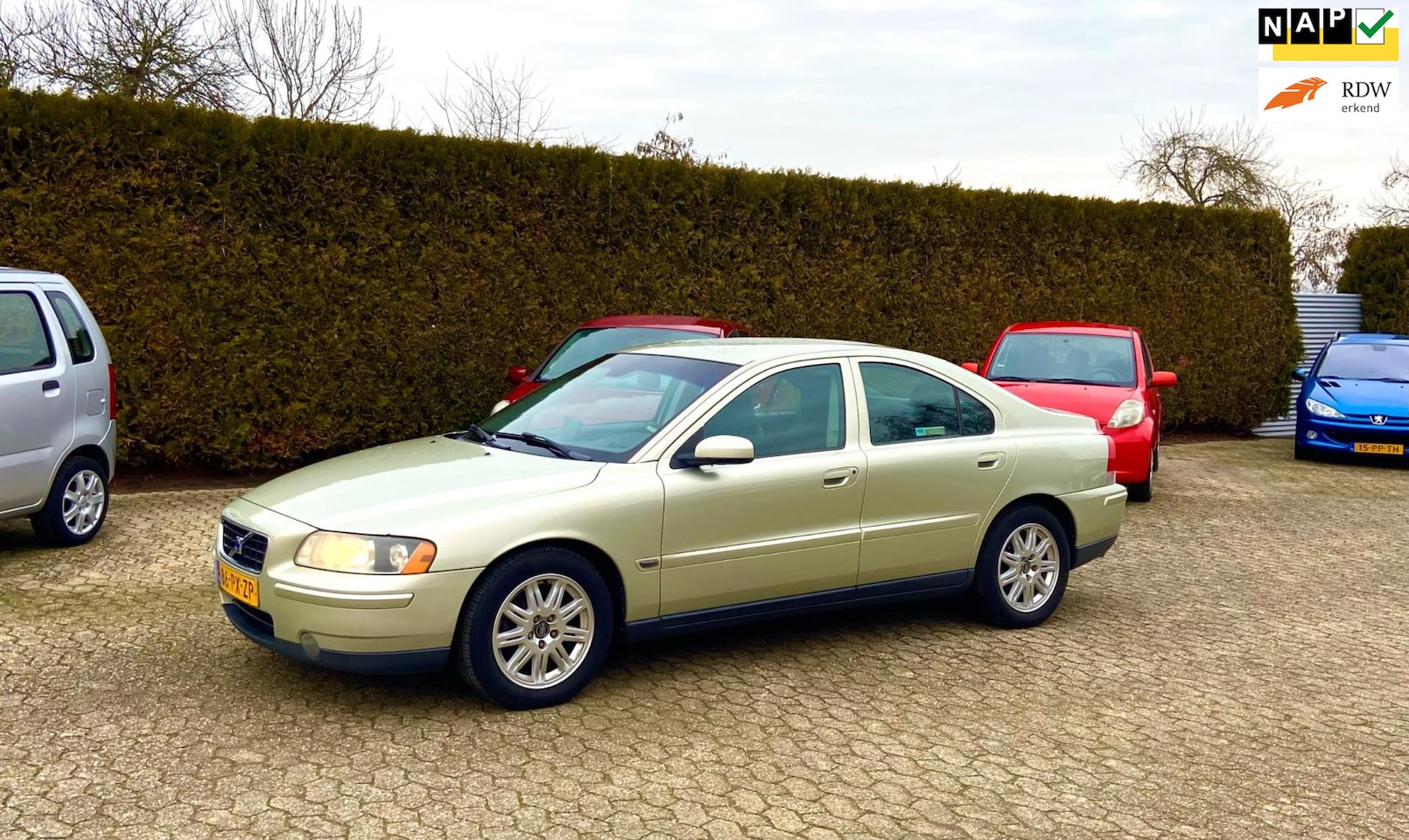 Volvo S60 - RIJD NIEUW VOLLEDIG ONDERHOUDEN NAVI AUTOM AIRCO - AutoWereld.nl