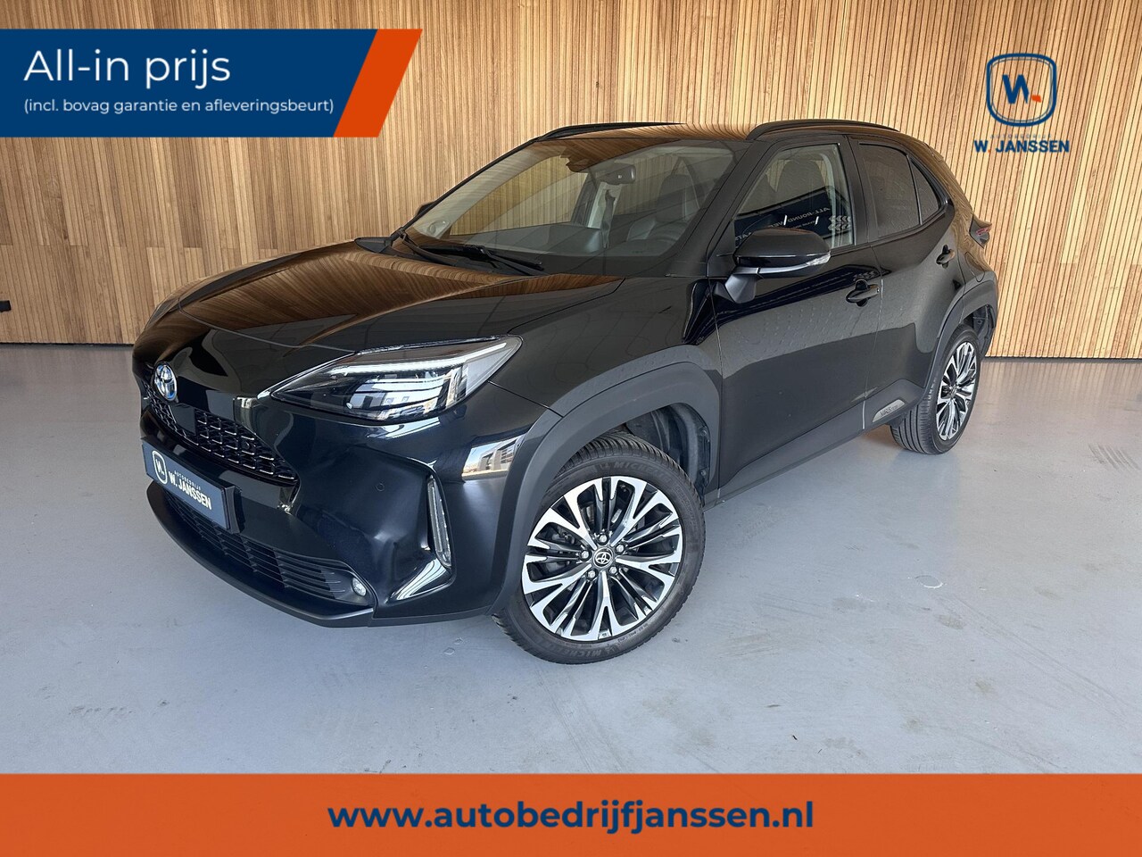 Toyota Yaris Cross - 1.5 Hybrid Executive Panorama dak | Trekhaak | All season - AutoWereld.nl