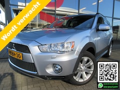 Mitsubishi Outlander - 2.0 Edition One | AUTOMAAT | LPG | TREKHAAK | NAVIGATIE | LICHTMETALEN WIELEN 18" | 1.600