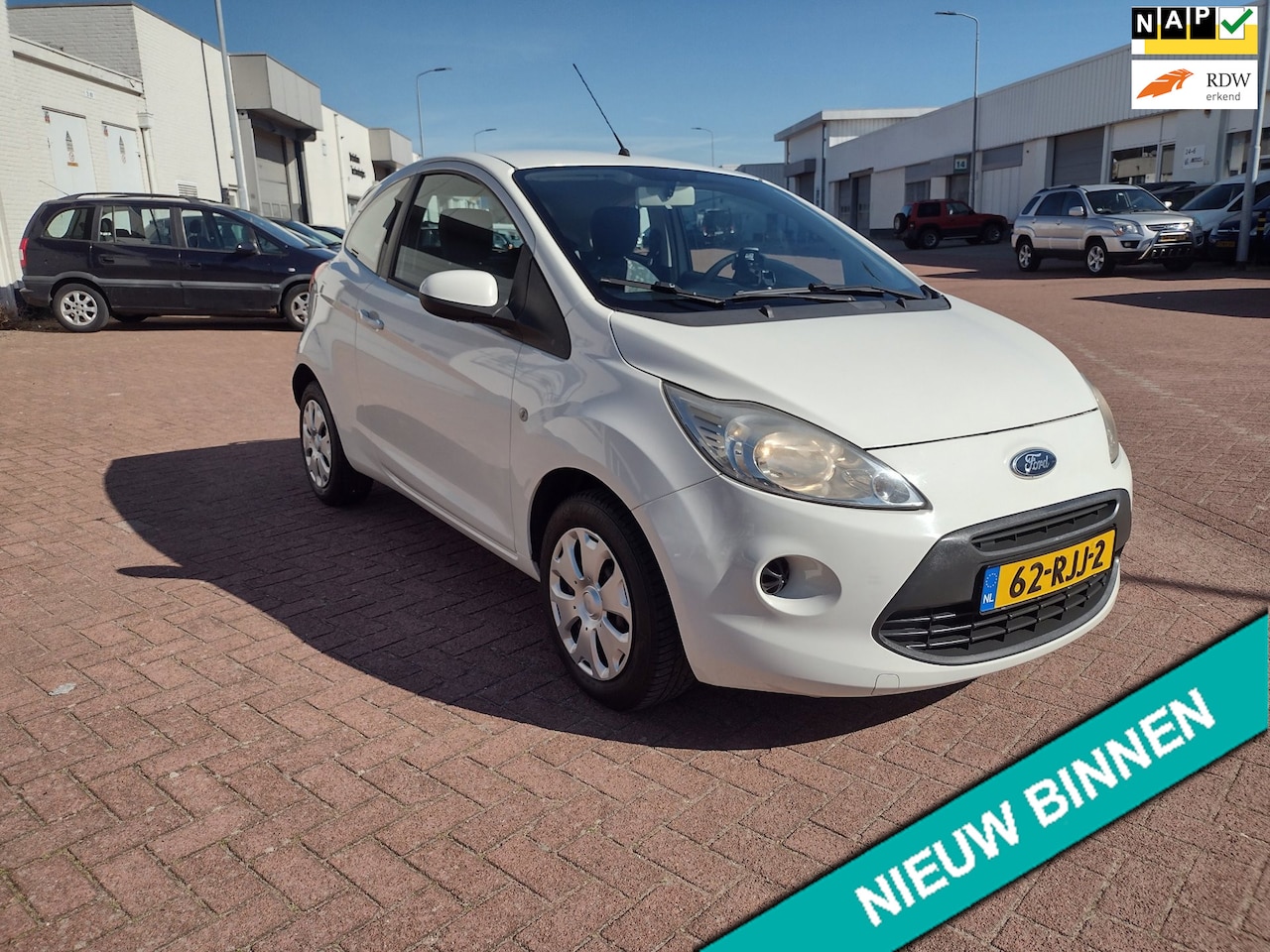 Ford Ka - 1.2 Comfort start/stop MOOIE AUTO BEL 0619590613 AIRCO - AutoWereld.nl