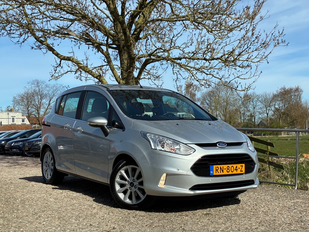 Ford B-Max - 1.0 EcoBoost Titanium | Navi + Clima + Cruise nu €7.975,-!! - AutoWereld.nl