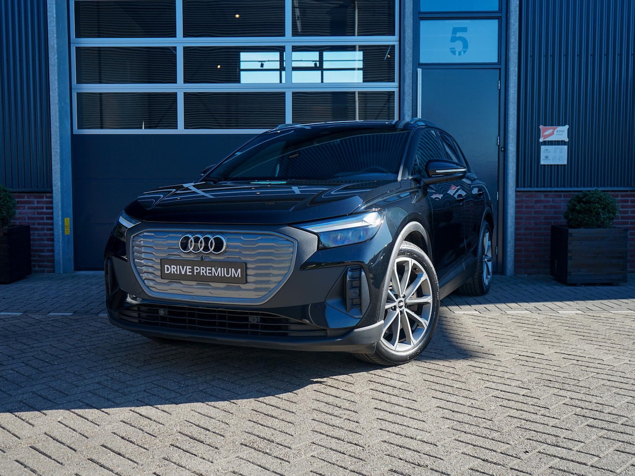 Audi Q4 e-tron - 40 S edition 77 kWh - AutoWereld.nl