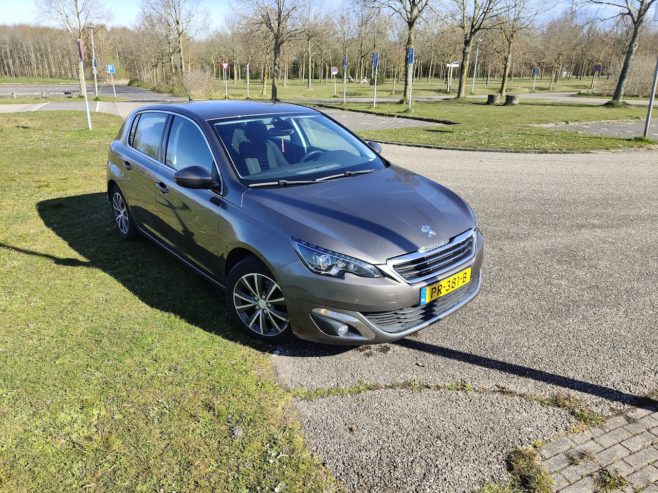 Peugeot 308 - 1.6 THP Blue Lease Niet - AutoWereld.nl