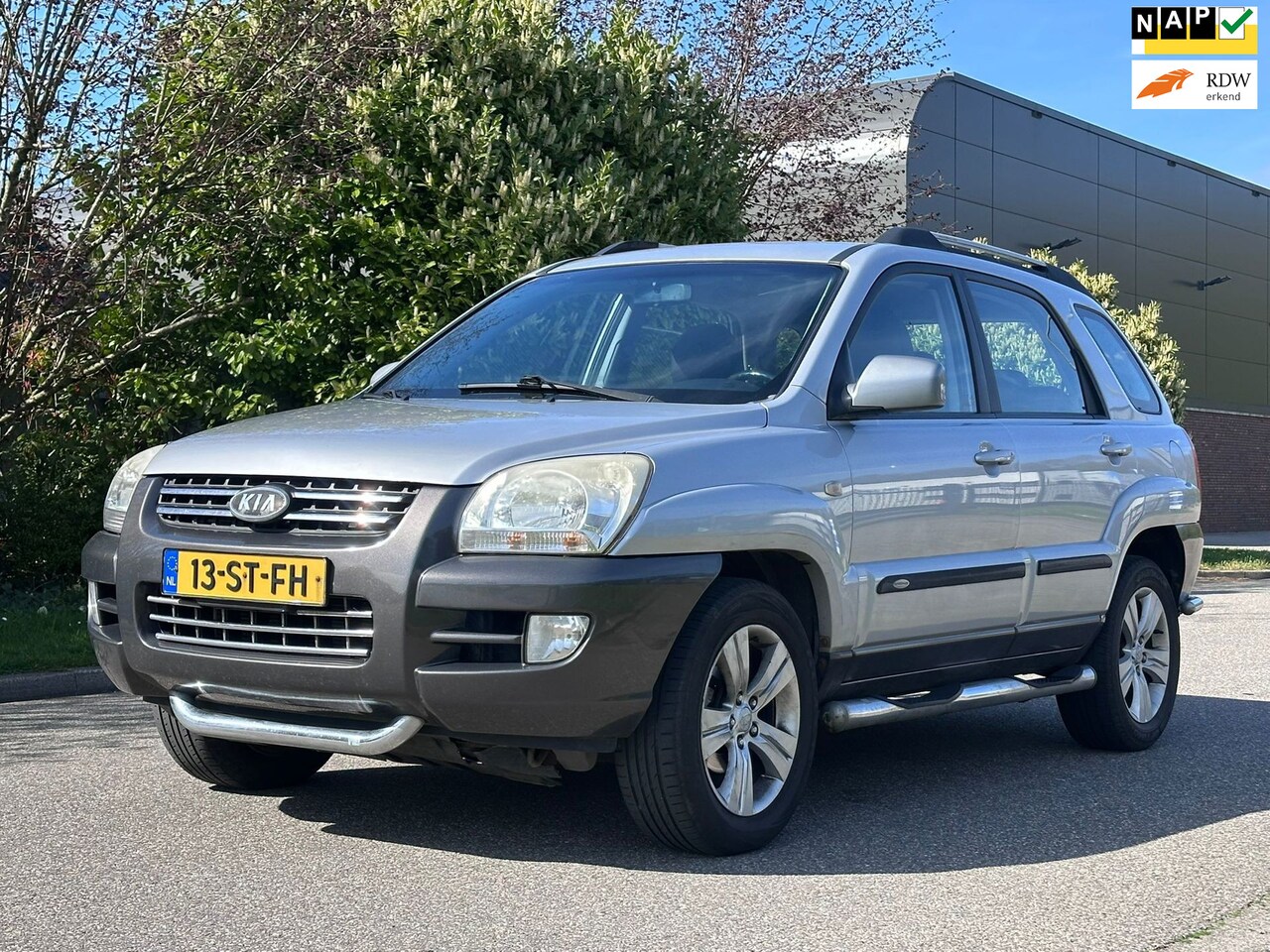 Kia Sportage - 2.0 CVVT Executive Cruise*Trekhaak*Airco*LM velgen*NAP*2e eigenaar* - AutoWereld.nl