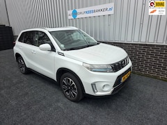 Suzuki Vitara - 1.5 Hybrid Select / Panodak / Stoelverwarming / afn.Trekhaak