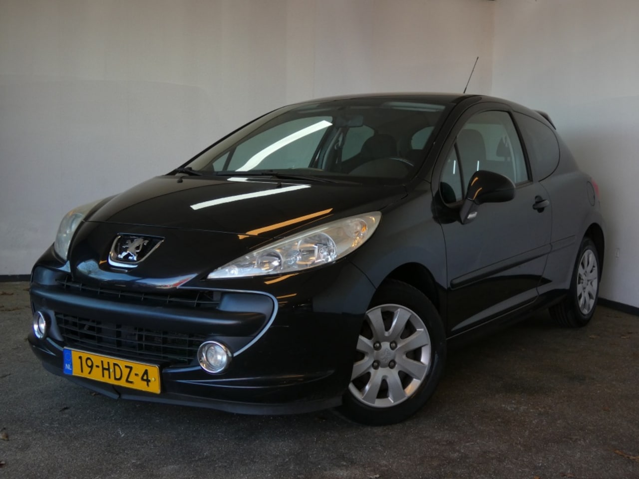 Peugeot 207 - 1.4 VTi Look NWE APK - AutoWereld.nl