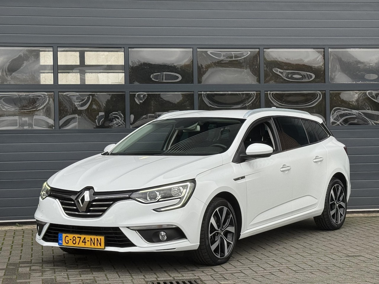 Renault Mégane Estate - 1.3 TCE BOSE I 2E PAASDAG OPEN I AUTOMAAT I APPLE CARPLAY I CLIMATE CONTROL I CRUISE CONTR - AutoWereld.nl
