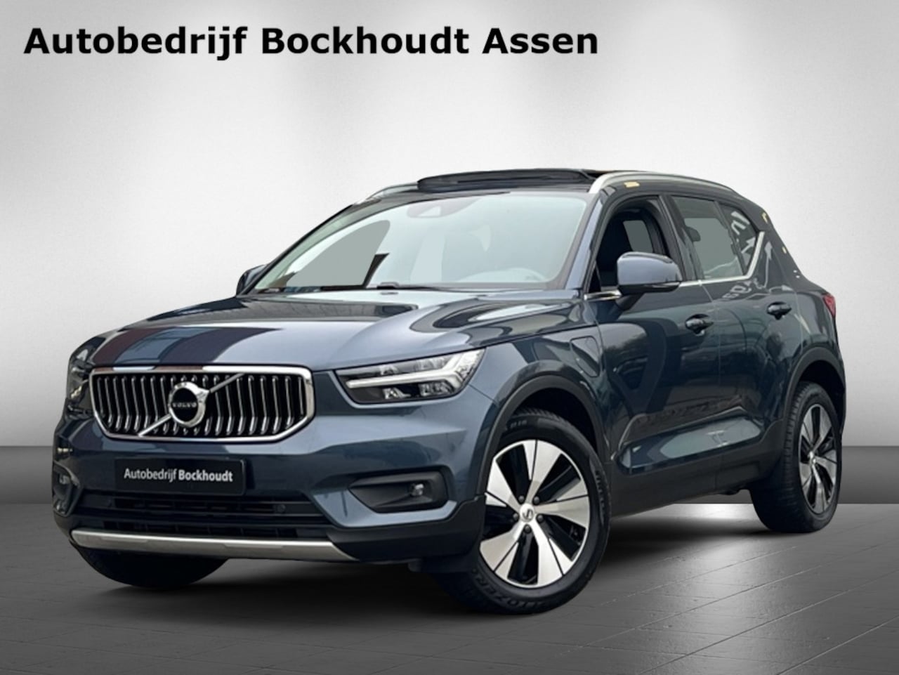 Volvo XC40 - 1.5 T4 Inscription Expression | Panorama Dak | Camera - AutoWereld.nl