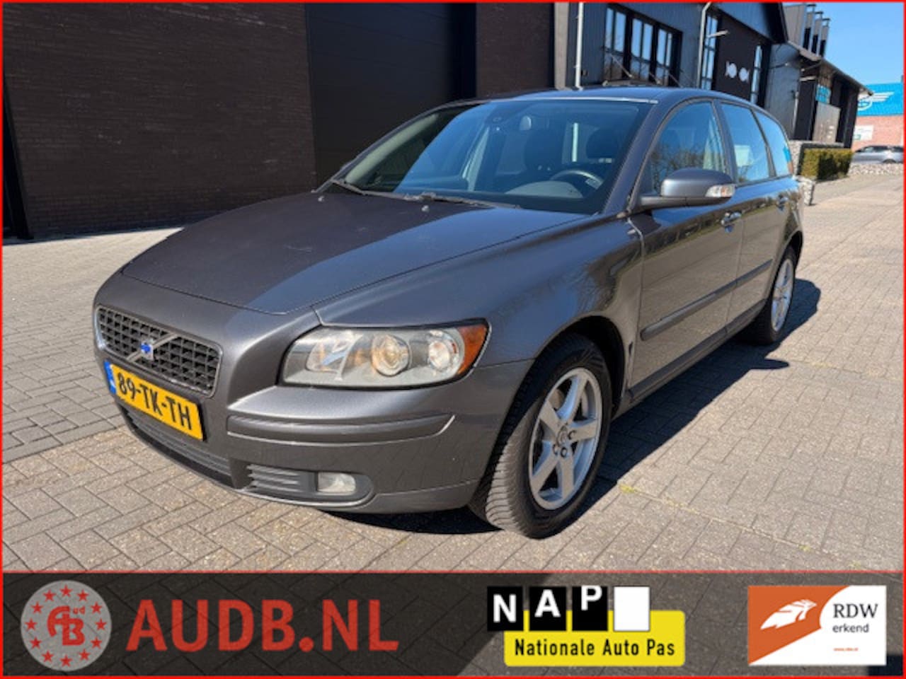 Volvo V50 - 1.6D Edition I| HALF LEER| AIRCO|LICHT METAAL| - AutoWereld.nl