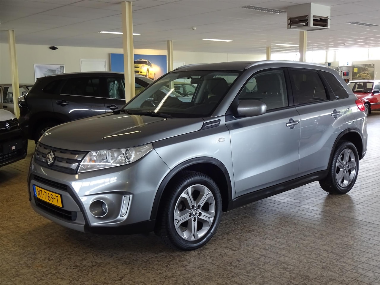 Suzuki Vitara - 1.6 Exclusive weinig kilometers - AutoWereld.nl