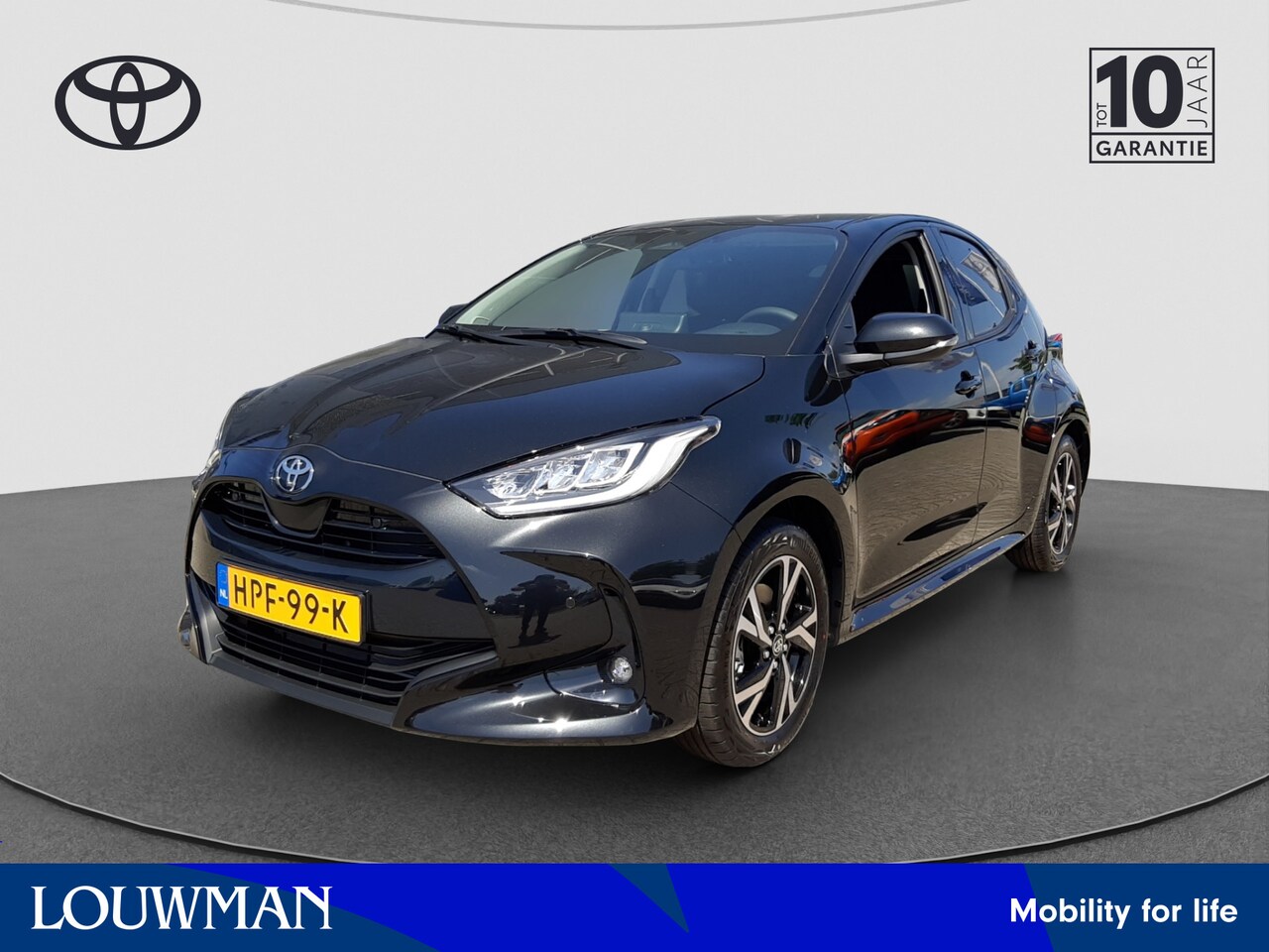 Toyota Yaris - 1.5 Hybrid 115 Dynamic | Blind Spot Monitor | Stuurwiel verwarming | Stoelverwarming | - AutoWereld.nl