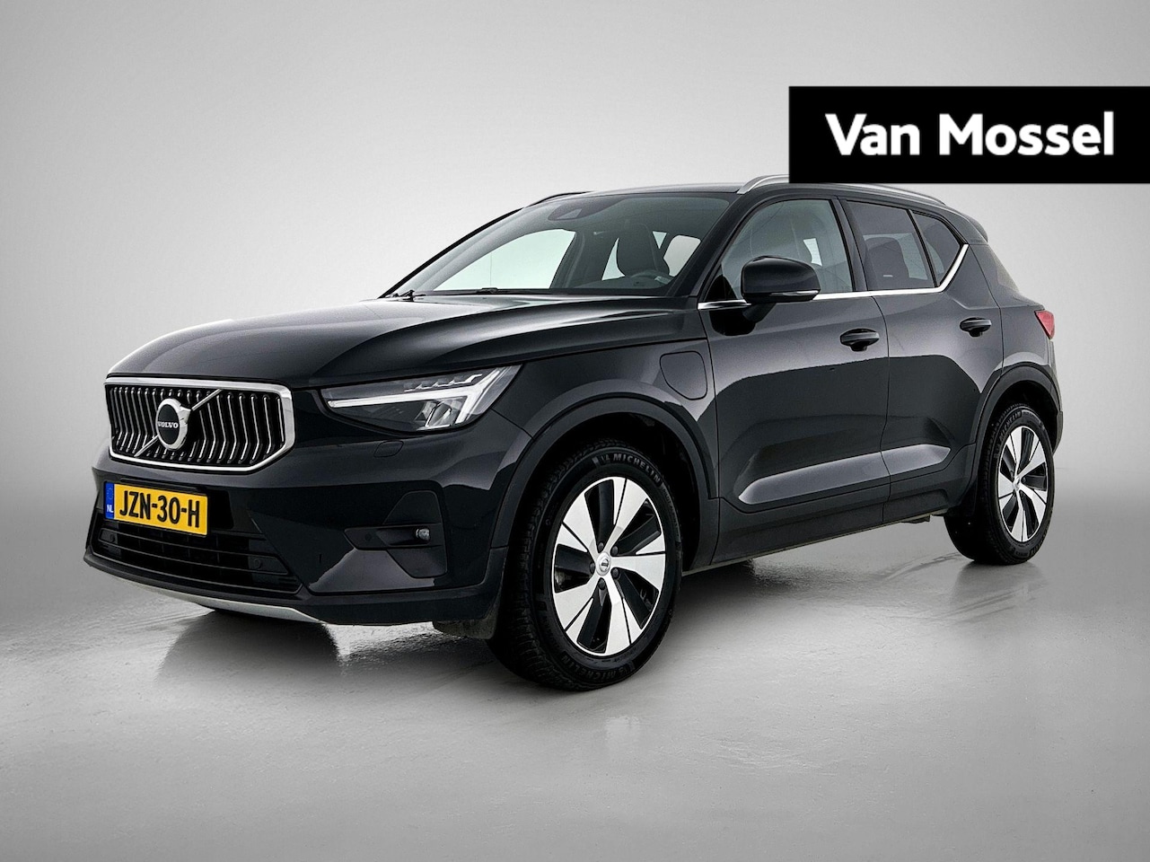 Volvo XC40 - 1.5 T5 Recharge Business Pro | CAMERA | HARMAN KARDON AUDIO | STUUR- EN STOELVERWARMING | - AutoWereld.nl