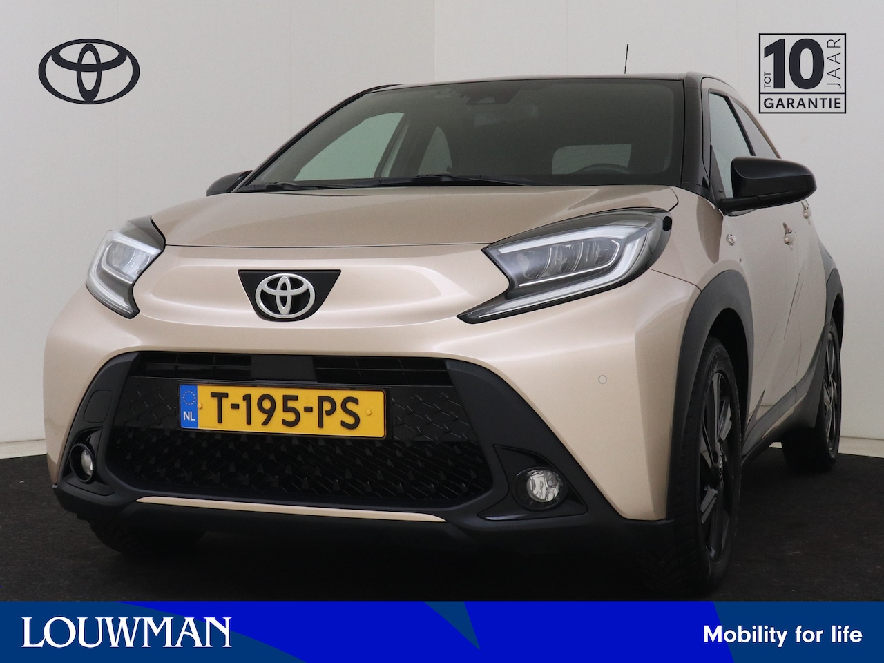 Toyota Aygo X - 1.0 VVT-i MT Premium | Dealeronderhouden | Achteruitrijcamera | - AutoWereld.nl