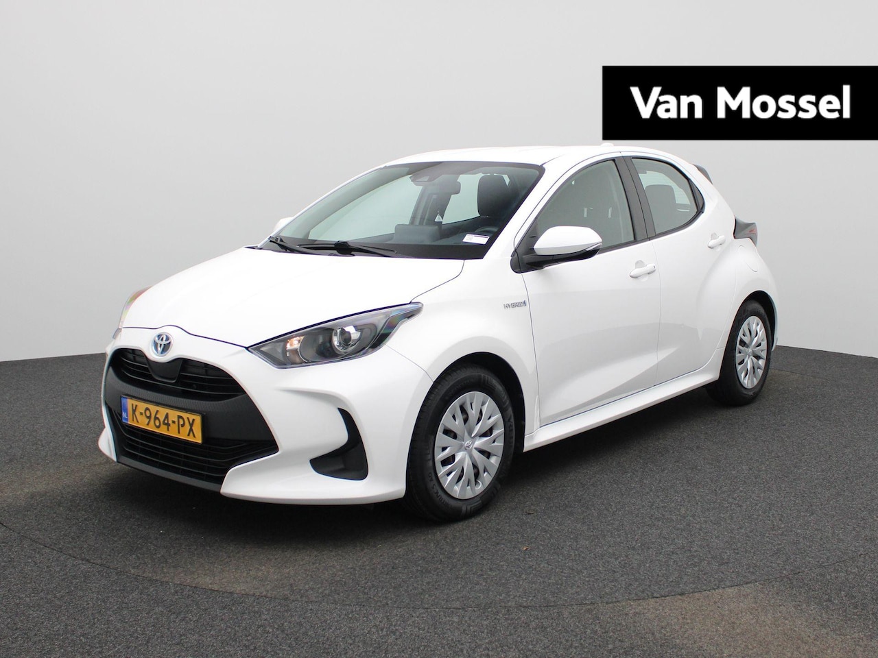 Toyota Yaris - 1.5 Hybrid Active AUTOMAAT | NAVIGATIE | CAMERA | DAB | APPLE CARPLAY | CRUISE | CLIMA | 1 - AutoWereld.nl