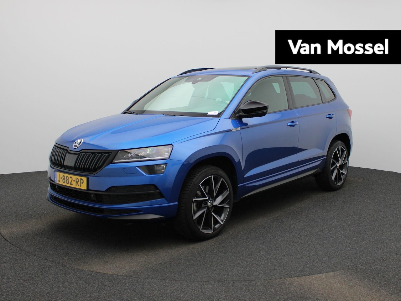Skoda Karoq - 1.5 TSI ACT Sportline Business AUTOMAAT | PANO-SCHUIFDAK | STOEL-STUURWIELVERWARMING | TRE - AutoWereld.nl