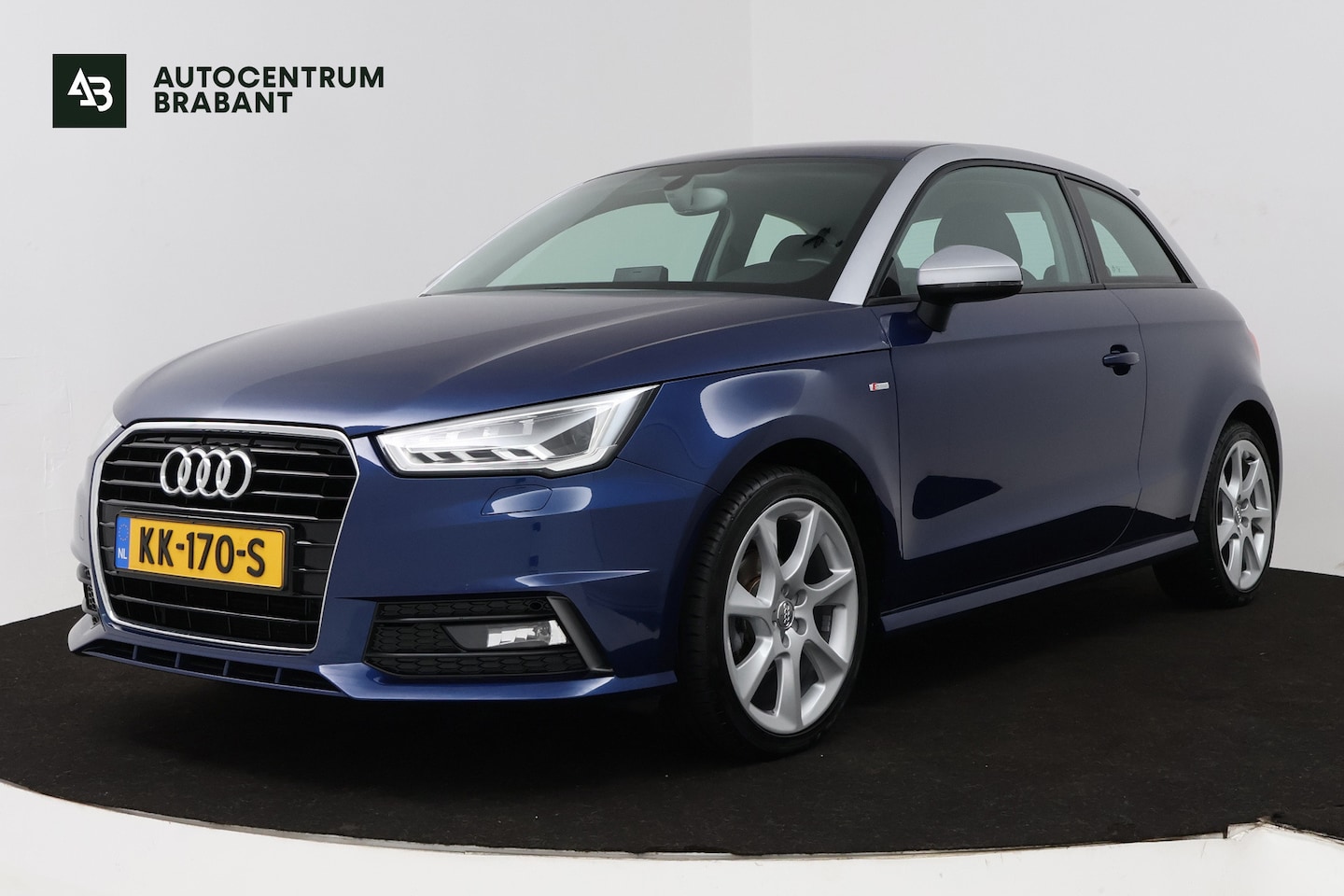 Audi A1 - 1.0 TFSI Sport (NAVIGATIE, PARKEERSENSOREN, AUTOMAAT, BLUETOOTH) - AutoWereld.nl