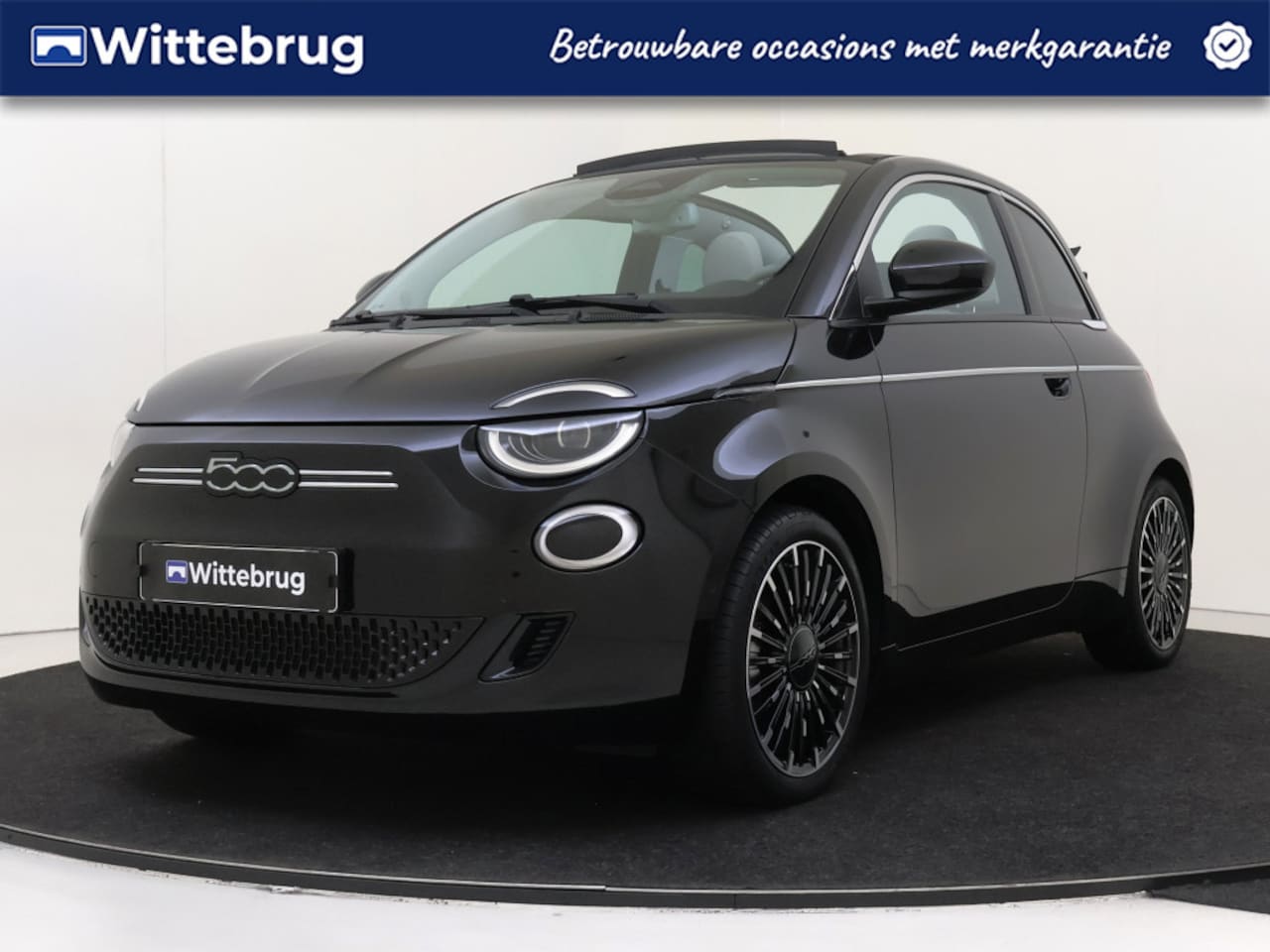 Fiat 500 C - La Prima 42 kWh FULL OPTIONS !!! Leder +  stoelverwarming + JBL geluidsinstallatie - AutoWereld.nl