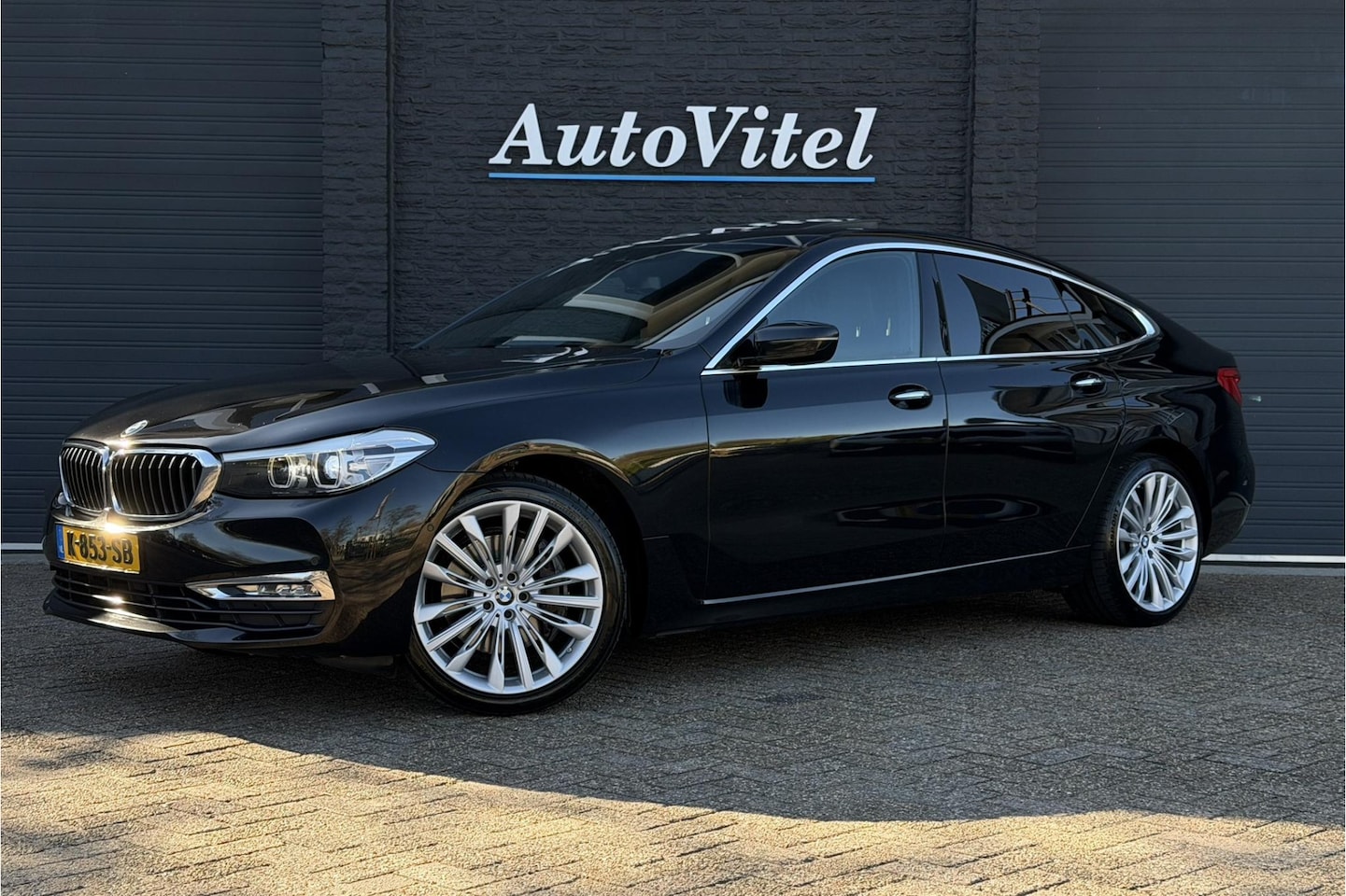 BMW 6-serie Gran Turismo - 640i xDrive GT Luxury Line | Panodak | Comfortleder | Camera | LED | Navi Prof. - AutoWereld.nl