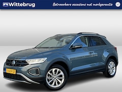 Volkswagen T-Roc - 1.0 TSI Life Edition / Navigatie / App connect / Camera / Parkeersensoren V+A / Fabriekgar