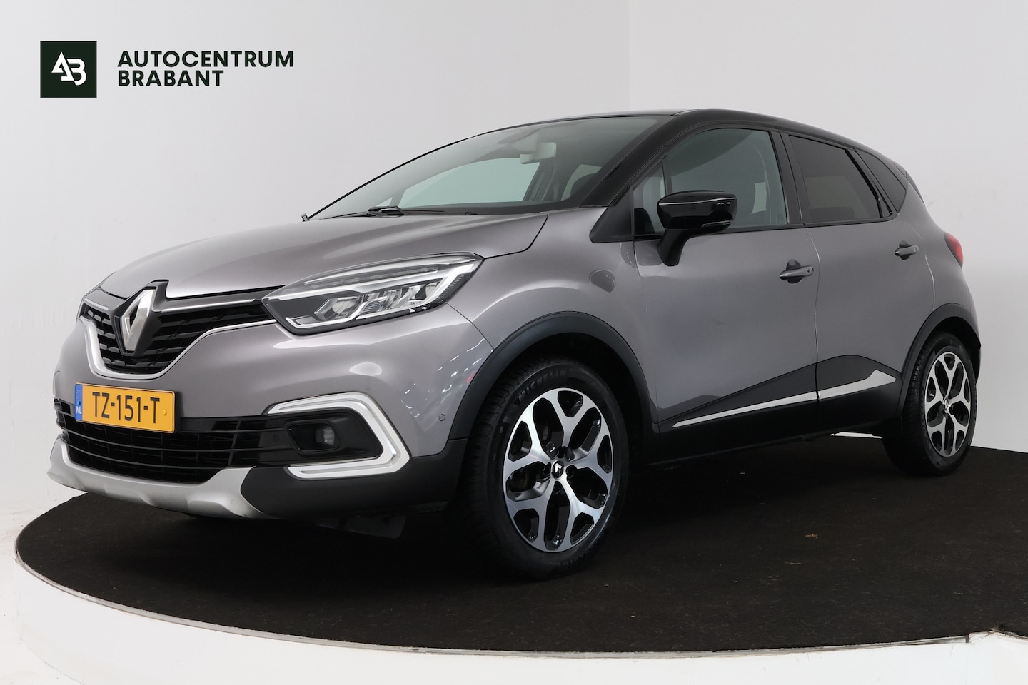 Renault Captur - 0.9 TCe Intens (TREKHAAK, CAMERA, CRUISE CONTROL, PARKEERSENSOREN, NAVIGATIE) - AutoWereld.nl
