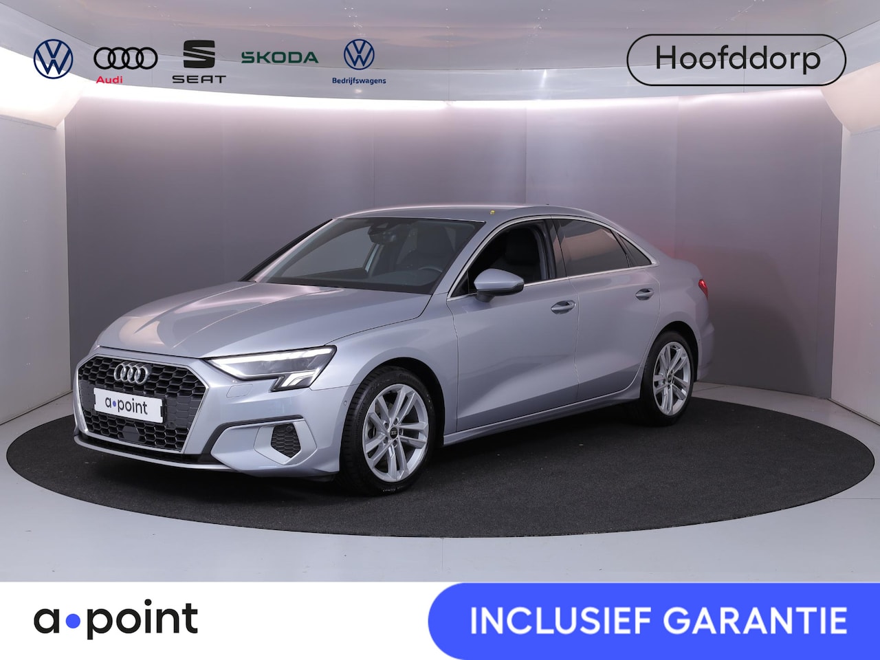 Audi A3 Limousine - 30 TFSI Advanced edition 110 pk S-tronic | Navigatie | Parkeersensoren (Park assist) | App - AutoWereld.nl