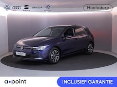 Volkswagen Golf - 1.0 eTSI Life Active 110 pk Automaat (DSG) | Verlengde garantie | Navigatie | Parkeersenso