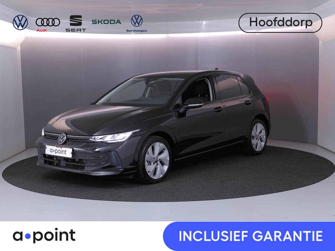 Volkswagen Golf - 1.5 eHybrid Life Edition 204 pk Automaat (DSG) | Verlengde garantie | Navigatie | Parkeers - AutoWereld.nl