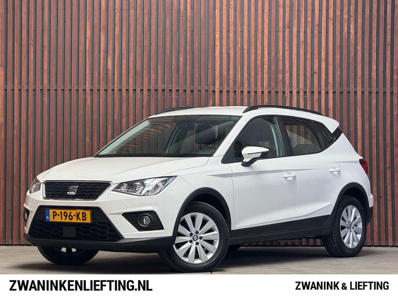 SEAT Arona - 1.0 TSI Style NAVI-PDC-CLIMATE-CRUISE-CARPLAY - AutoWereld.nl