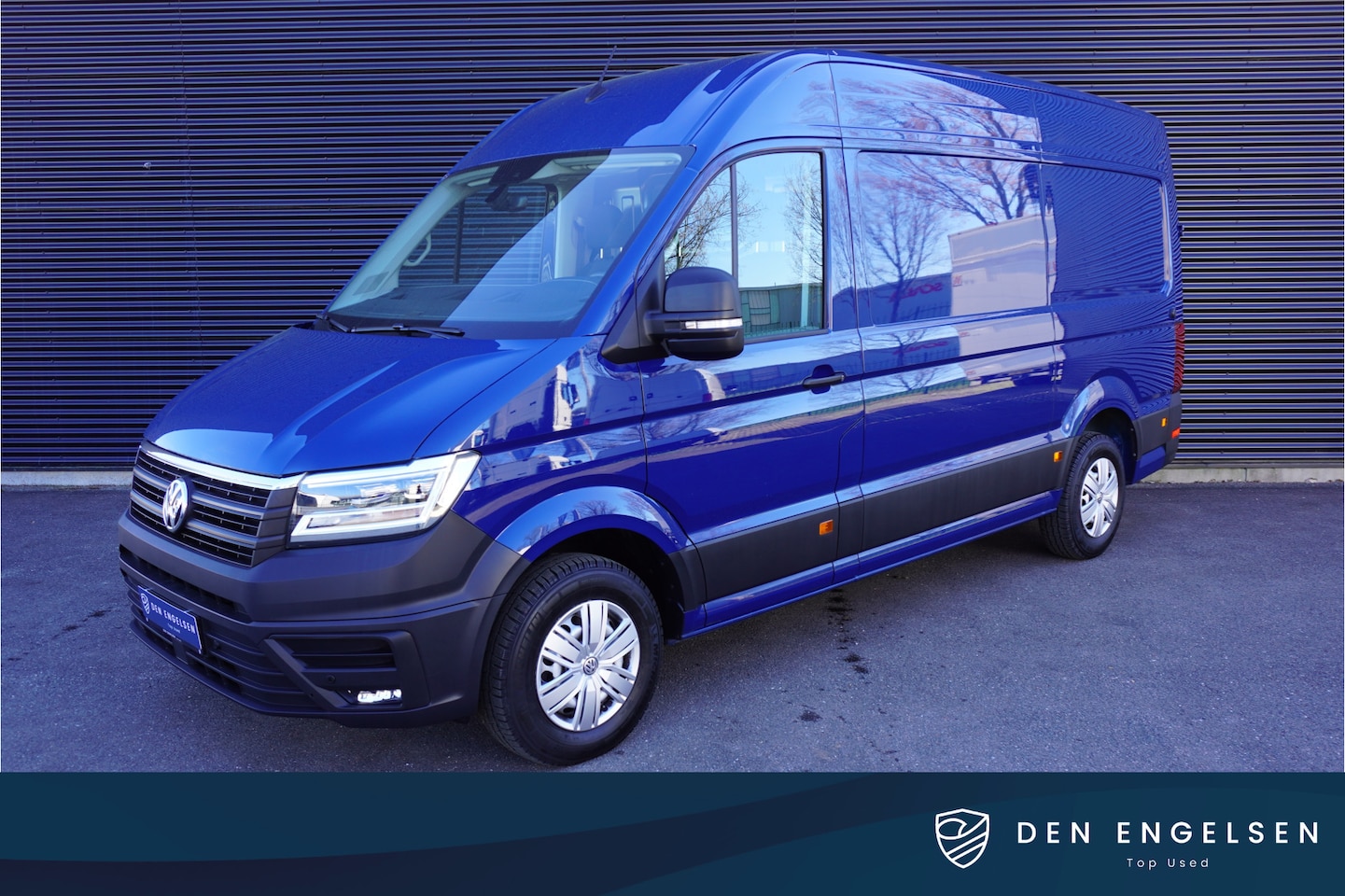 Volkswagen Crafter - 180pk Automaat L3H3/L2H2 LED Apple Carplay Camera Navigatie Stoelverwarming Cruise control - AutoWereld.nl