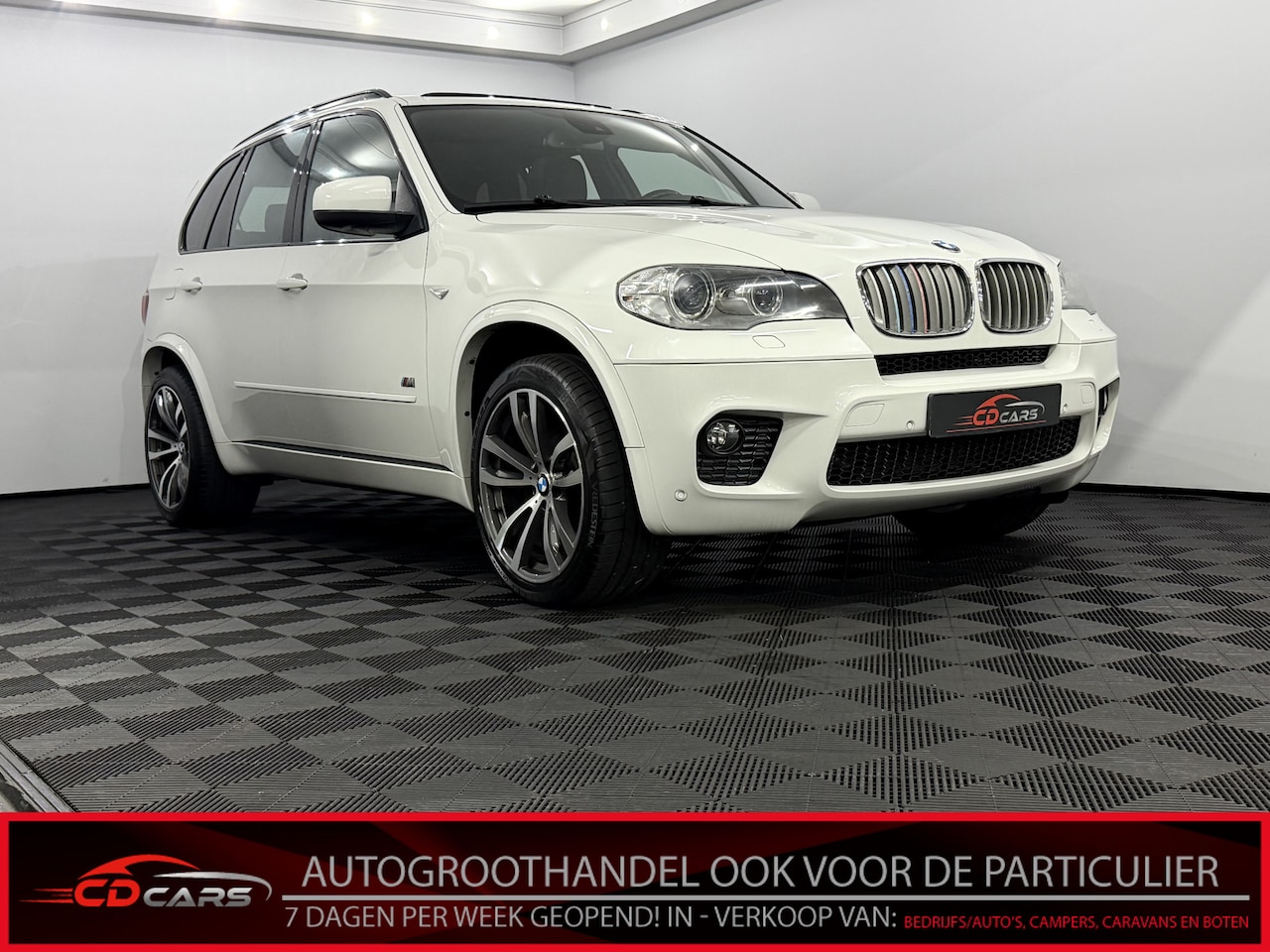 BMW X5 - xDrive40d High Executive Panoramadak, Camera, Leder, Navi, Head-up display, Keyless start, - AutoWereld.nl