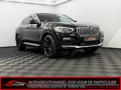 BMW X4 - xDrive20i High Executive Half leder, Navi, Parkeersensoren, Keyless start, Elektrische ach