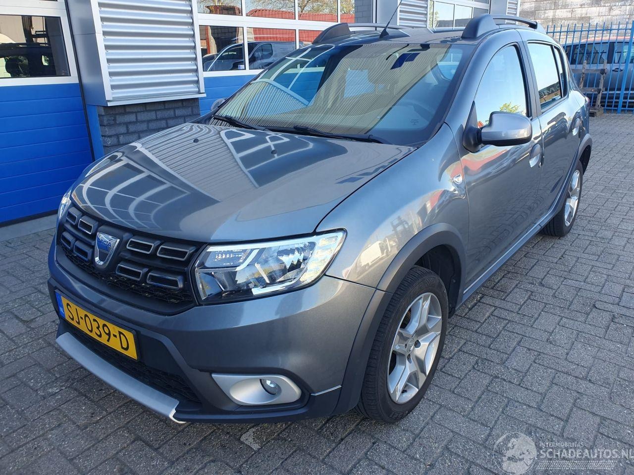 Dacia Sandero Stepway - 0.9 TCe Bi-Fuel Ambiance - AutoWereld.nl
