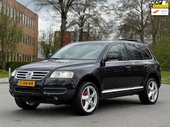 Volkswagen Touareg - 3.2 V6