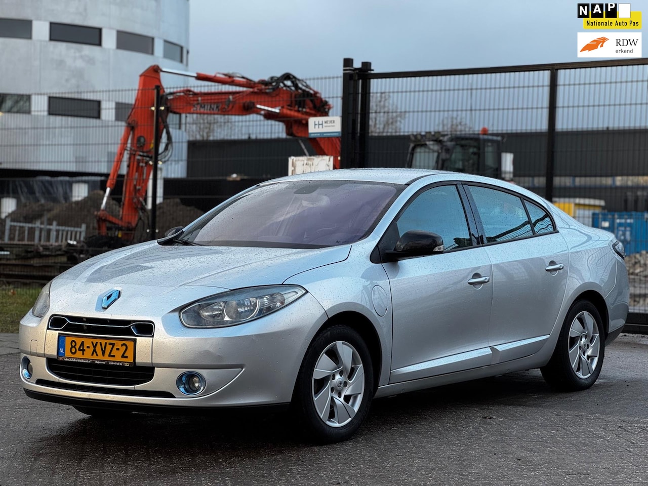 Renault Fluence - Dynamique VOL ELEKTRISCH|UNIEK|AUT|LAGE KM |TOPSTAAT - AutoWereld.nl