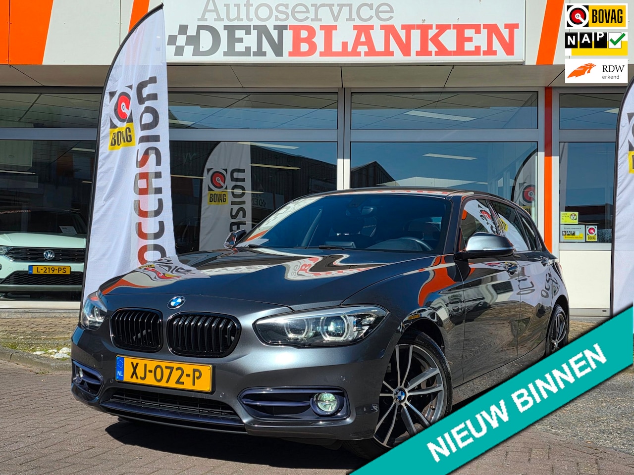 BMW 1-serie - 118i Executive BJ.2019 / Navi / Led koplampen / Clima / Sportstoelen / Pdc / Trekhaak !! - AutoWereld.nl
