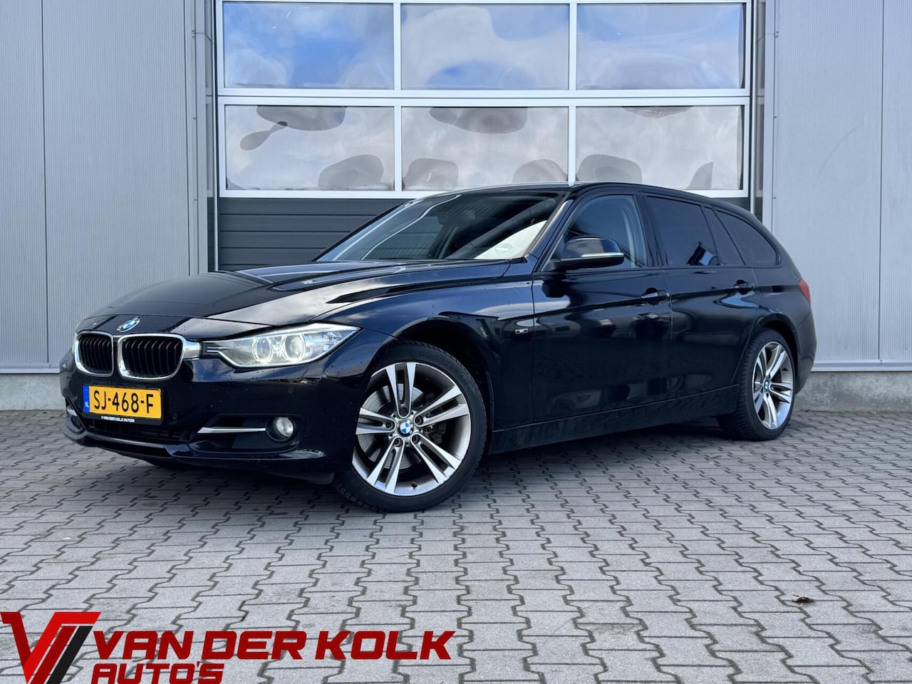 BMW 3-serie Touring - 330d xDrive High Executive Automaat | Xenon | Leder | Navigatie | Cruise | Climate | Senso - AutoWereld.nl