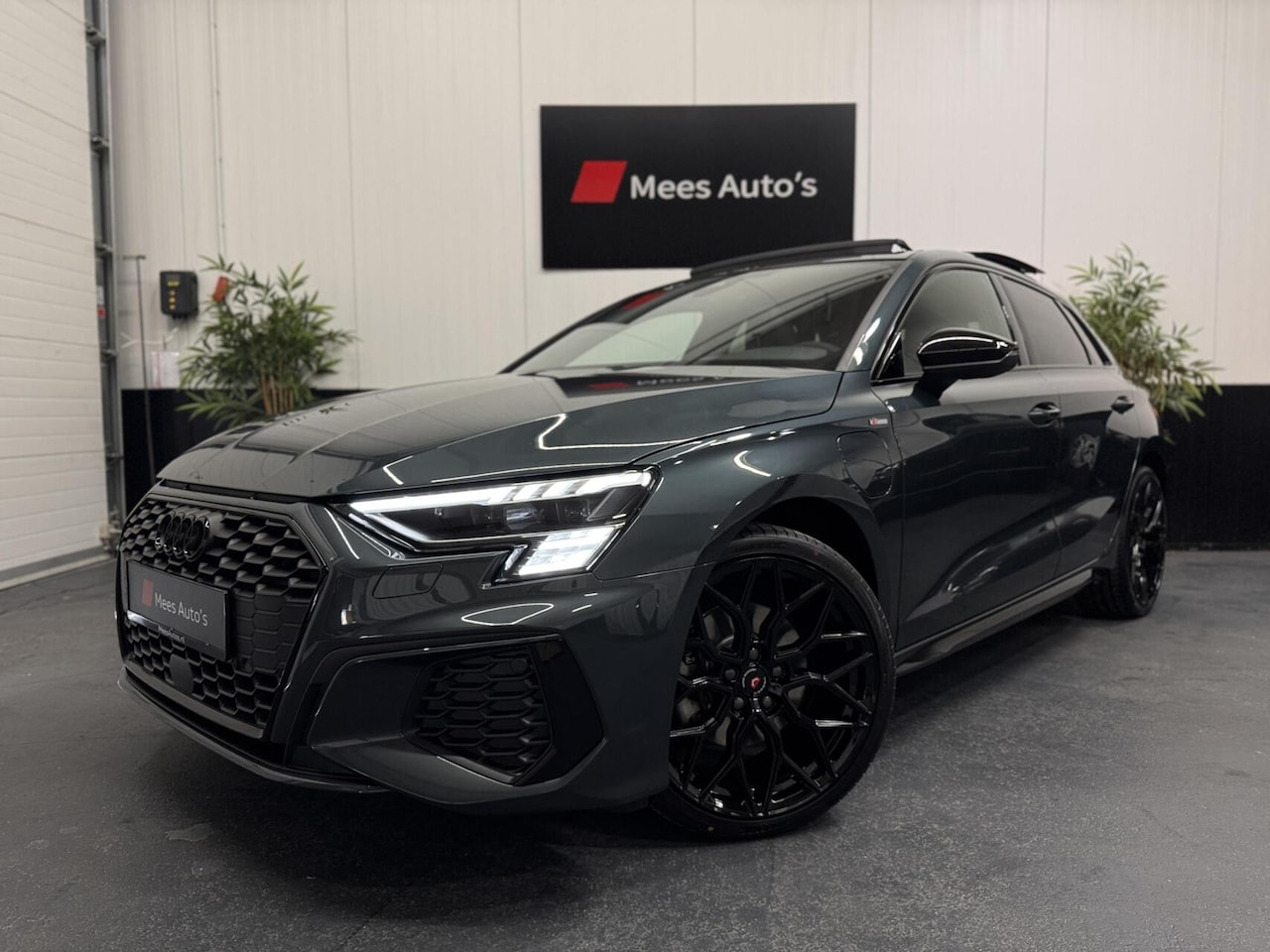 Audi A3 Sportback - 40 TFSI e S-Edition|Audi Exclusive|Pano|ke - AutoWereld.nl