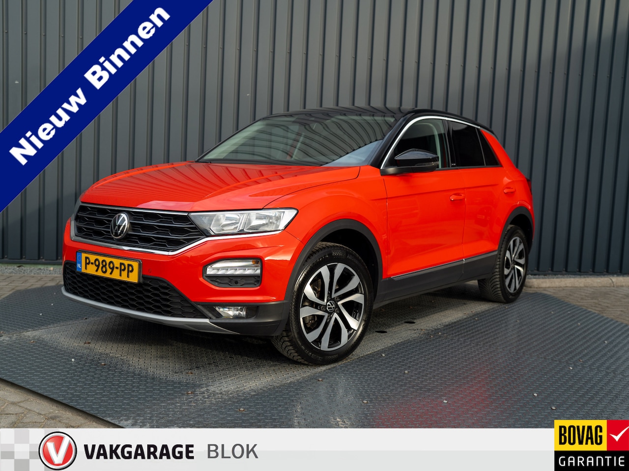 Volkswagen T-Roc - 1.5 TSI Active | Stoelverw. | Apple Carplay / Android Auto | Prijs Rijklaar!! - AutoWereld.nl