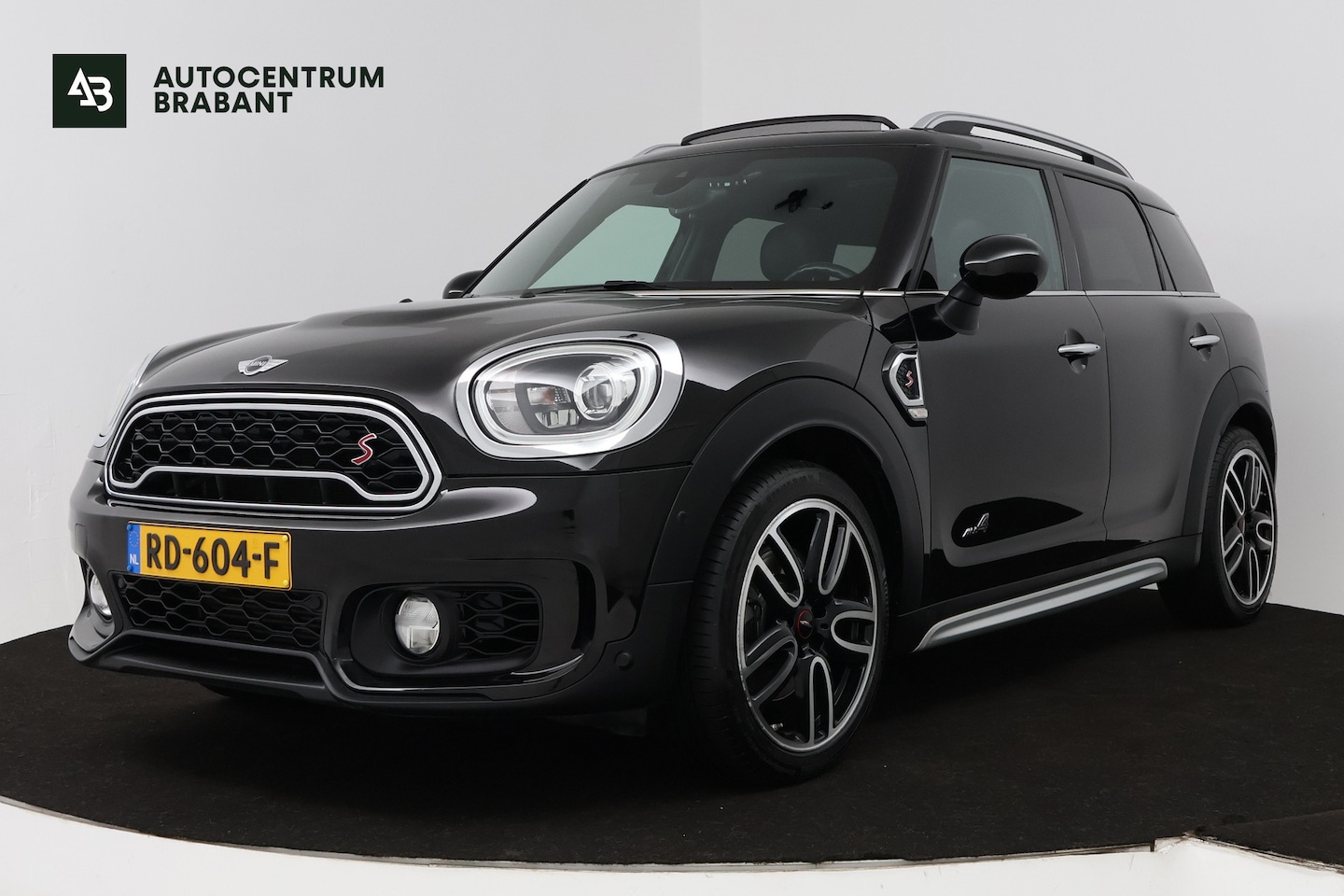 MINI Countryman - Mini 2.0 Cooper S ALL4 Chili (PANORAMADAK, STOELVERWARMING, CRUISE CONTROL, AUTOMAAT, PARK - AutoWereld.nl
