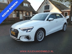 Audi A3 Sportback - 30 TFSI Advanced edition CARPLAY / LED / SPORTSTOELEN / CRUISE