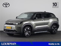 Toyota Urban Cruiser - Executive AWD 61 kWh *DEMO* | 19"LM velgen | 360 camera | Two-tone metaallak | Protection