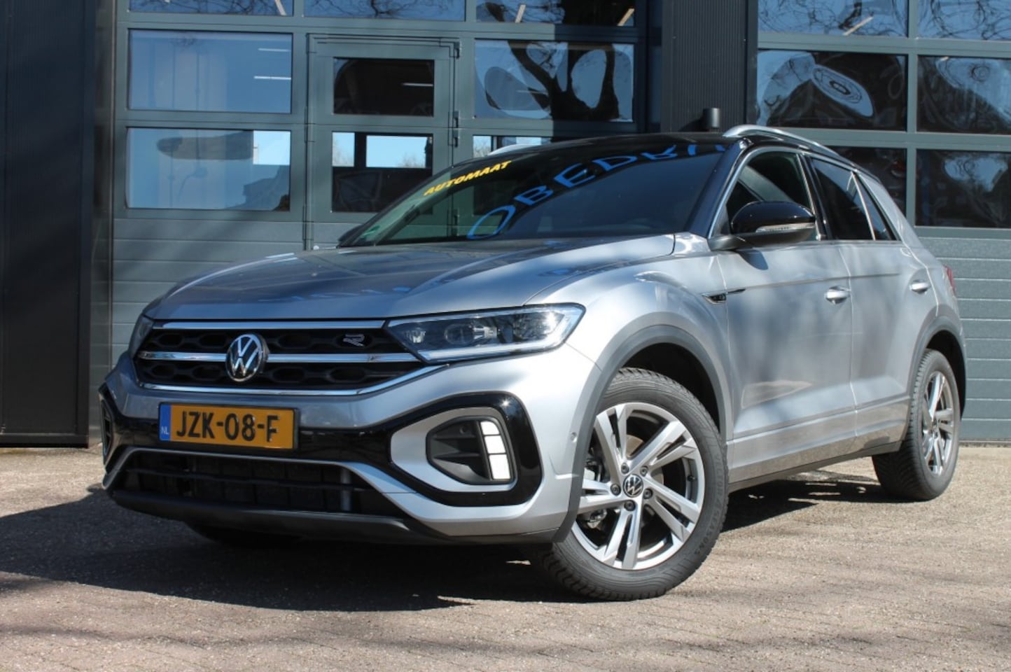 Volkswagen T-Roc - 1.5 TSI R-LINE ED.  150pk Afneembare Trekh./ IQ Light / Apple,android - AutoWereld.nl