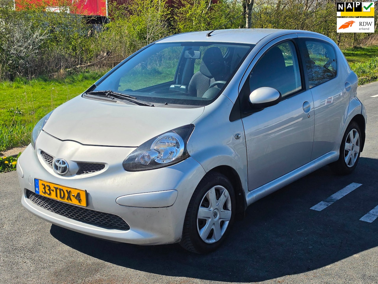 Toyota Aygo - 1.0-12V Comfort Navigator / AIRCO / NAP - AutoWereld.nl