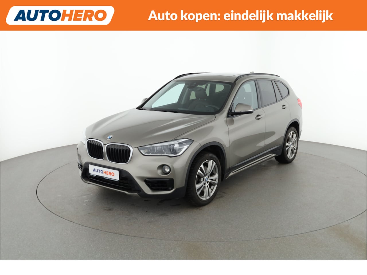 BMW X1 - xDrive20i |BR30546| - AutoWereld.nl