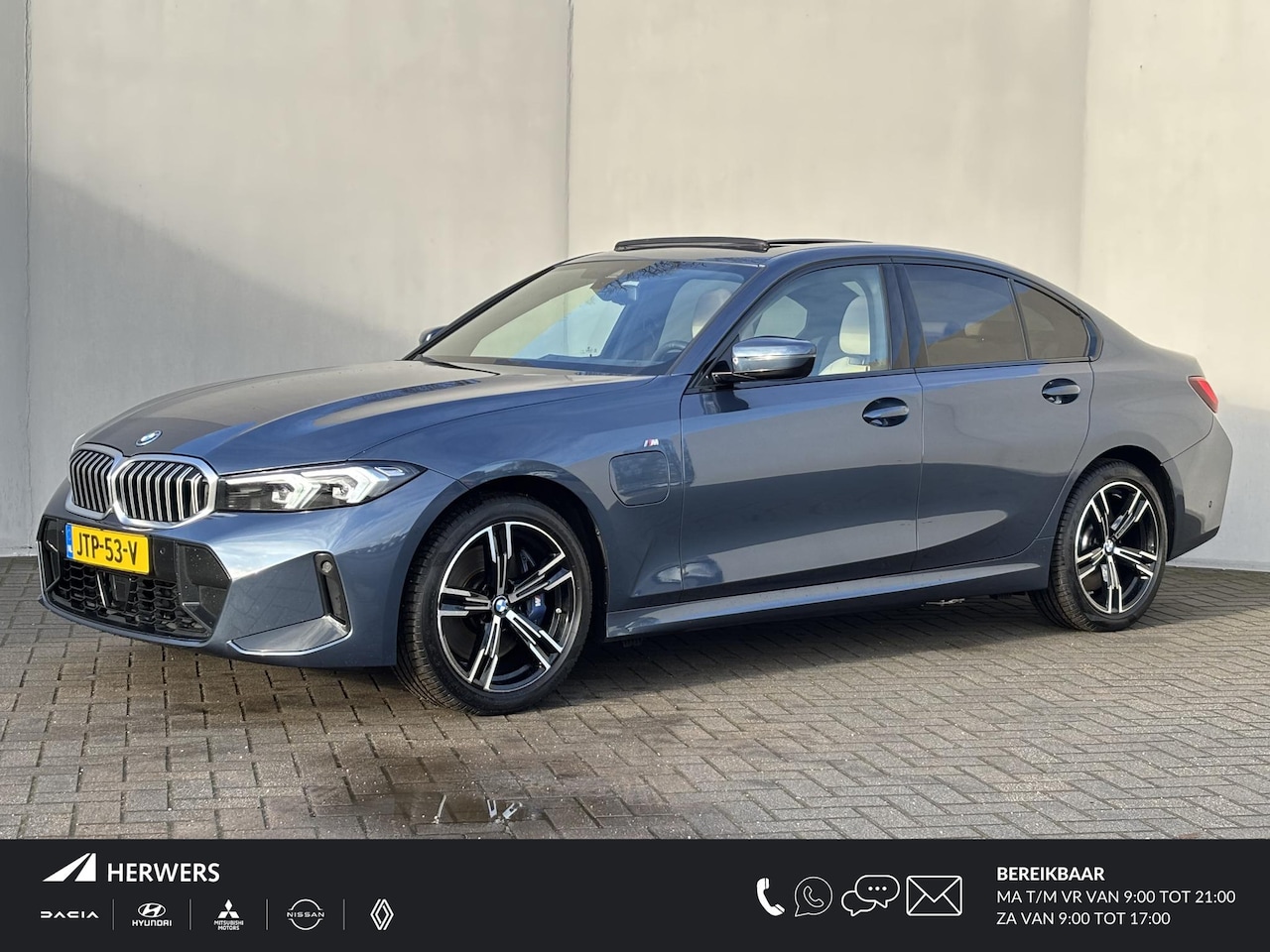 BMW 3-serie - 330e M Sport / RIJKLAAR / Fabrieksgarantie tot 11-2027 / Harman Kardon Premium Audio / Ele - AutoWereld.nl